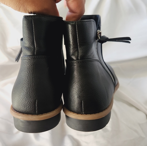 New without tags Style & Co Black Ankle Boots - Size 10 - Picture 4 of 7